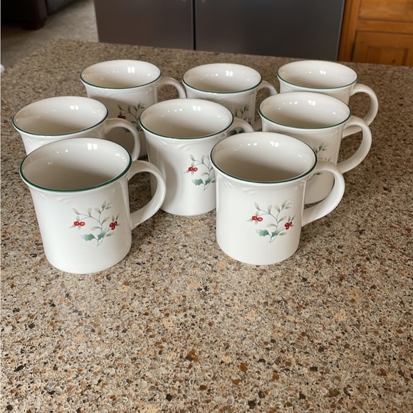 Pfaltzgraff Holiday Euc Pfaltzgraff Winterberry Set Of 8 Coffee